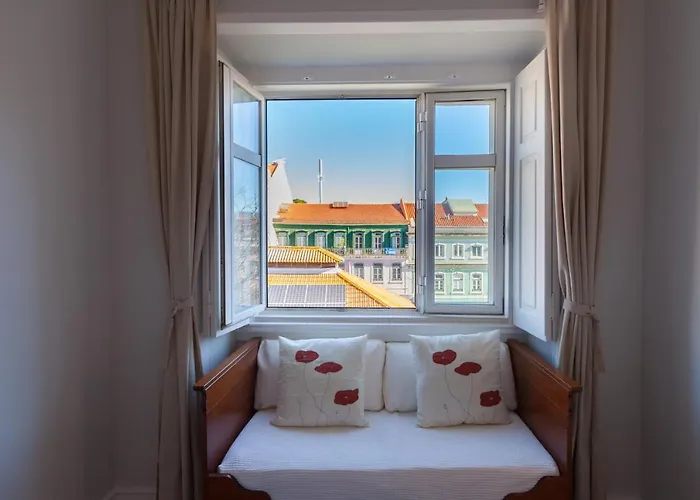 Flh Graca Family With View Apartment