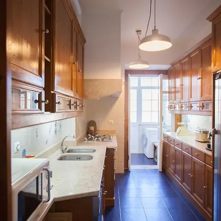 Flh Graca Family With View Apartment