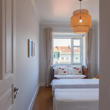 Flh Graca Family With View Apartment