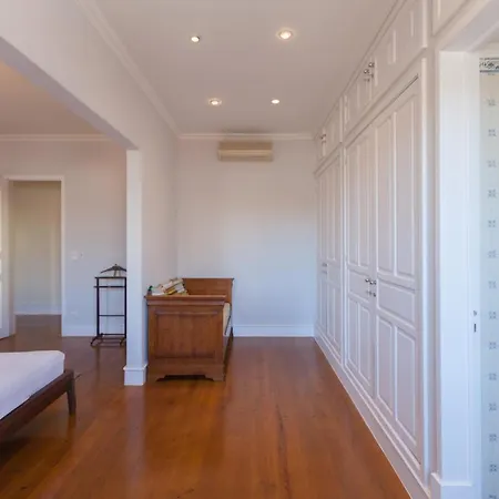 Flh Graca Family With View Lissabon